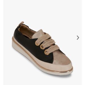 Stylish Black and Tan Women's Sneakers